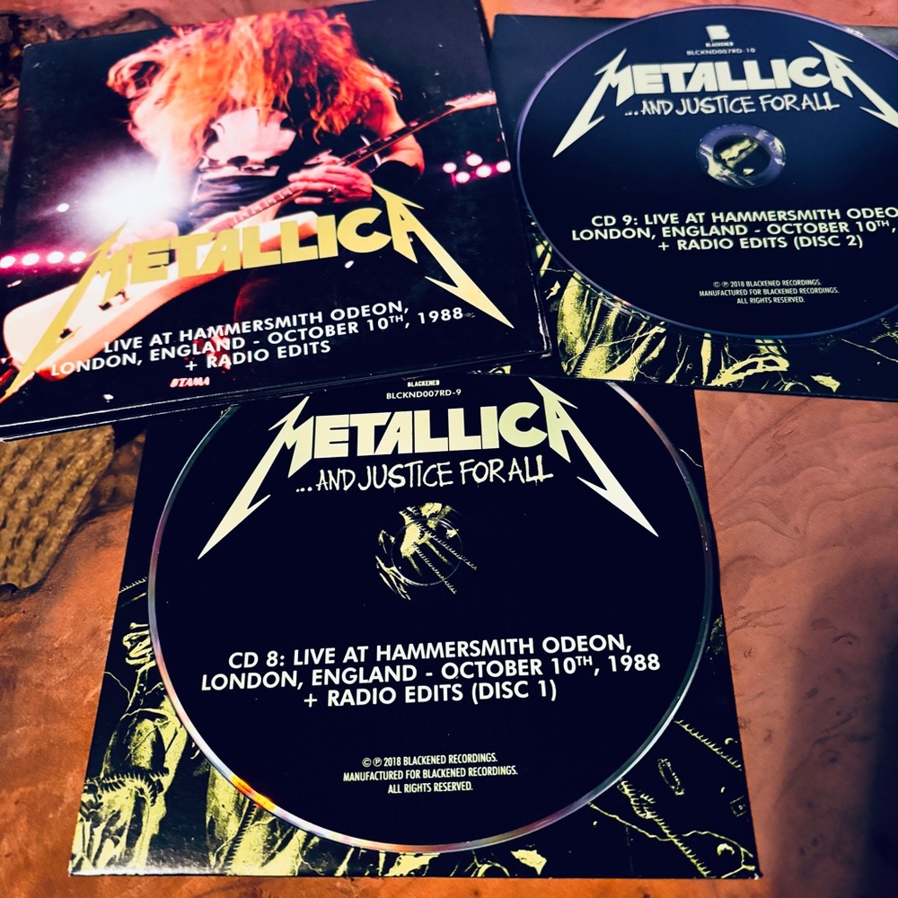 Metallica CD Collection - Picture 9 of 13
